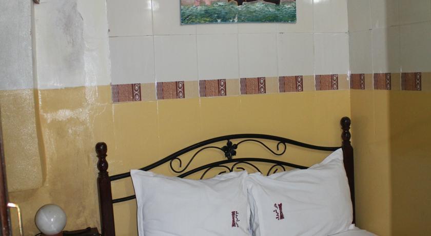 Dar Chourouk Hotel Fez Bagian luar foto