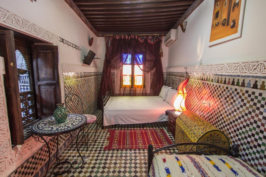 Dar Chourouk Hotel Fez Bagian luar foto